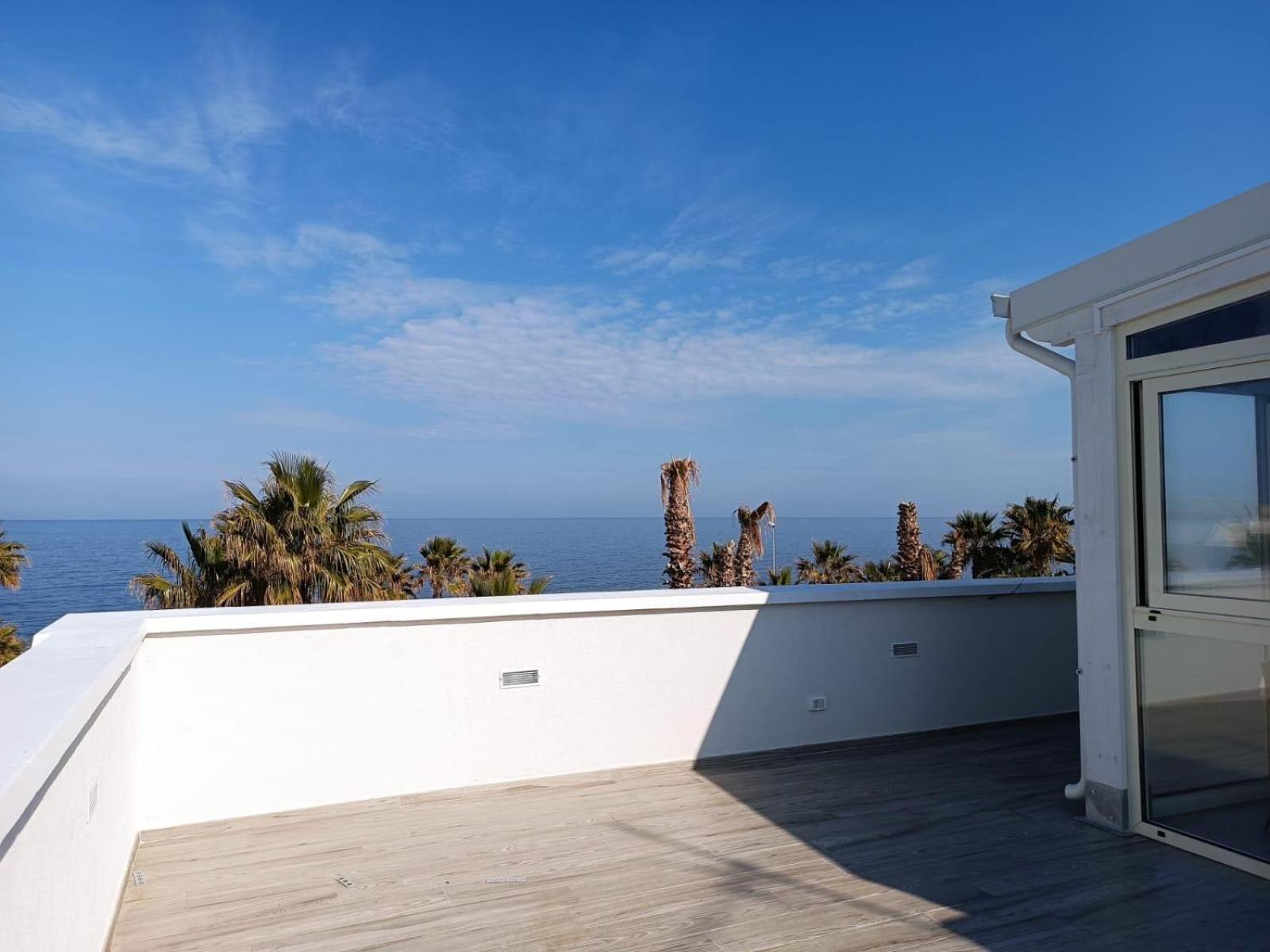 Casa Al Mare Luxury Bed and Breakfast Μπάρι Εξωτερικό φωτογραφία